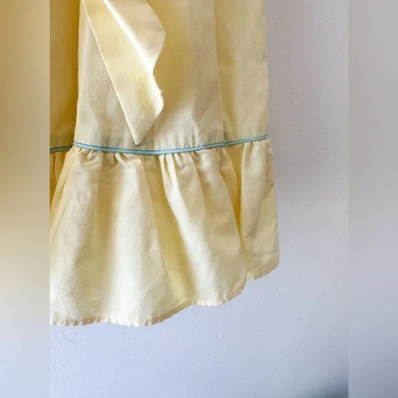 Vintage - Smocked Dress - Short Puff Sleeves - Yellow - Size 2T - Picture 5 of 9